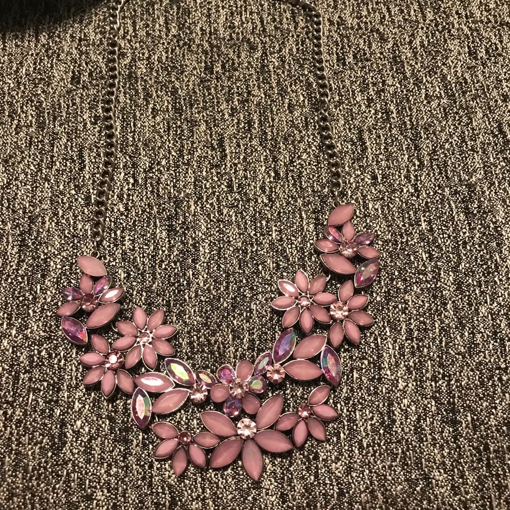 Chaming Charlie Flower Necklace❤️